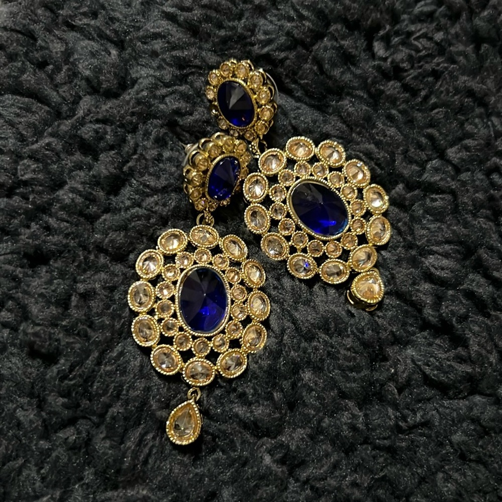 Kundan earrings